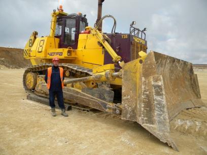 Best bulldozer operator competition at Stagdok