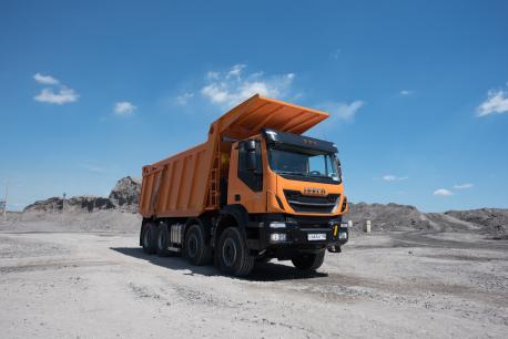 Quard wear-resistant dump trucks 