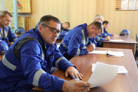 Contest for best fire proofing workers held at Altai-Koks